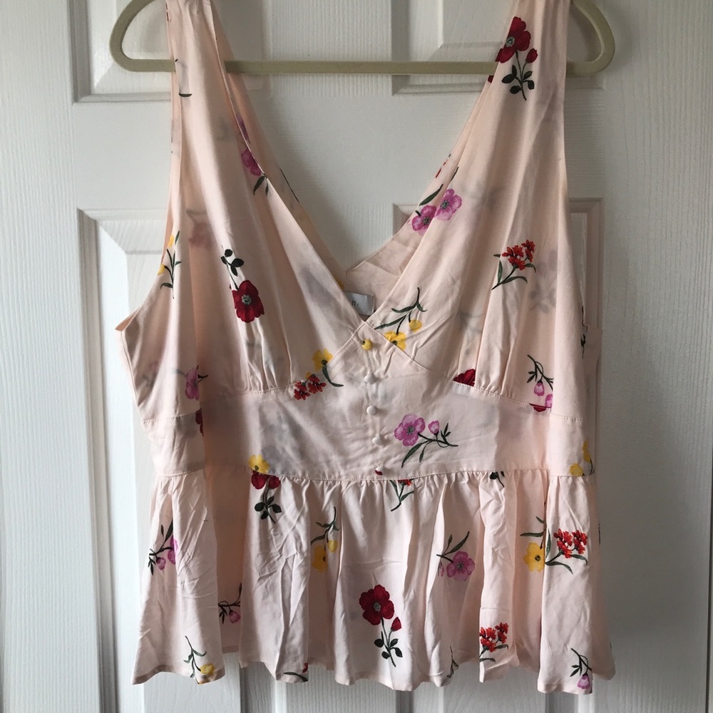 Plus Size Floral Print Top!
